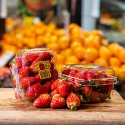 Strawberries Premium