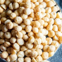 Raw Macadamia